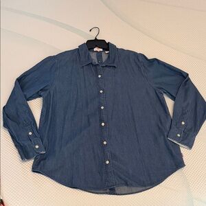 Levi’s Blue Boyfriend Fit Denim Shirt L